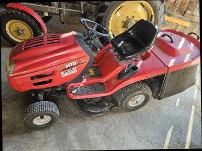 Rasentraktor MTD SE 135 A