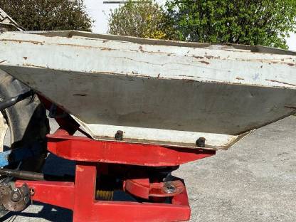 Bild 3:Düngerstreuer Komet ZS/800/N