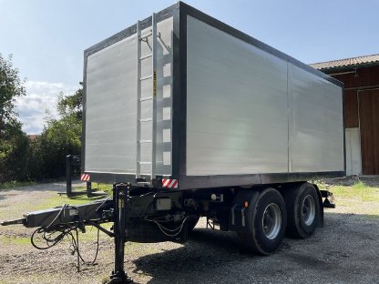 18 t Tandem, 31 m³, Hackschnitzel, Riedler