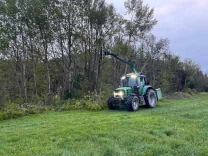 Böschungsmähen, Freischneiden Forstwege