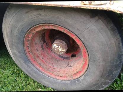 Bild 6:Tieflader Reifen 8.25 R15 / 7.50 R15