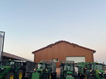 Bild 2:Maisballen, Mais lose