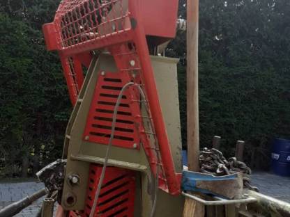 Bild 2:Holzknecht HS 380 Seilwinde