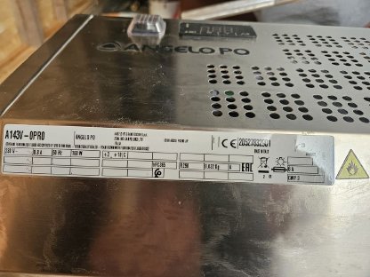 Bild 3:Aufsatzkühlung mit Glasaufbau