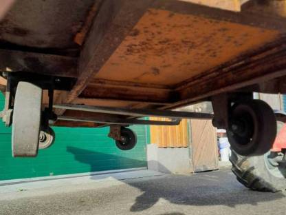 Bild 2:Schwerlastanhänger