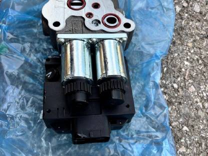 Bild 4:Regelventil New Holland CX