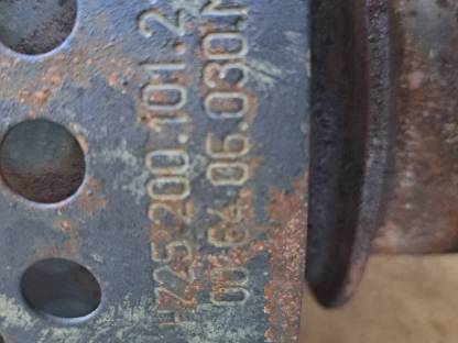 Bild 4:Auspuff Fendt 820 COM 3