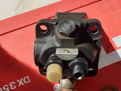 Bild 2:Neue Einspritzpumpe Reform Metrac 2002, Lombardini 906