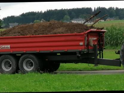 Bild 2:Huber Kipper 15 t