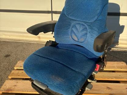 Bild 2:Traktorsitz New Holland