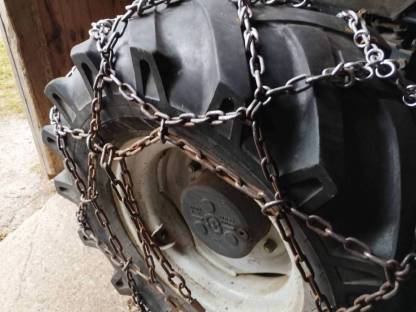 Bild 2:Schneeketten 405/70 R20