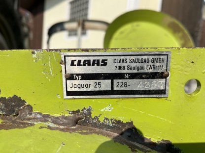 Bild 2:Claas Maishäcksler Jaguar 25 - einreihig