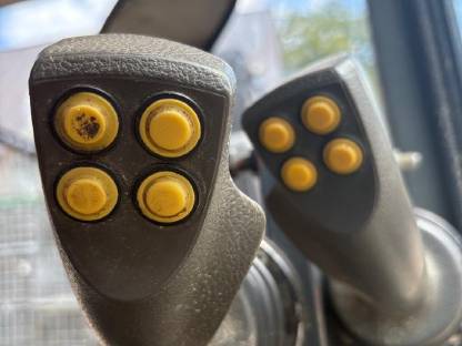 Bild 7:Forstkran Nokka – verstärkt, mit Joysticksteuerung & neuer Hydraulikpumpe