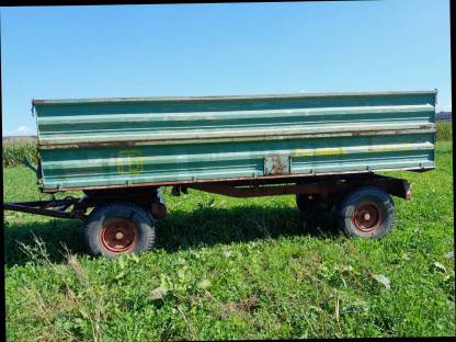 Bild 7:Brantner Hubkipper 8 t