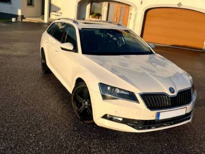 Bild 2:Skoda Superb Combi Style TDI DSG Panorama Kombi/Family Van