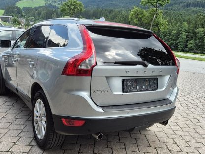 Bild 3:Volvo XC60 D5 AWD Summum Geartronic