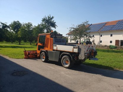 Bild 2:Hansa Winterdienst APZ 1003H