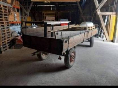 Bild 2:2-Achs Anhänger