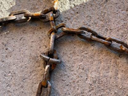 Bild 3:Pewag Spur-Schneeketten