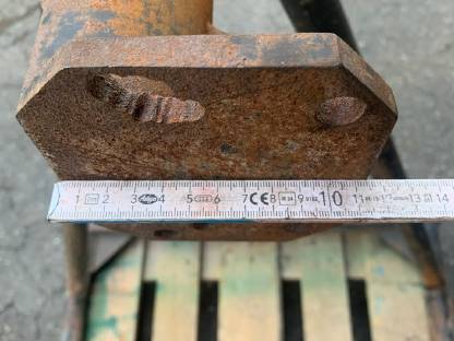 Bild 7:Montagegestell für Motor