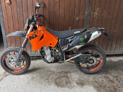 KTM 690