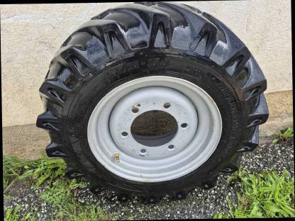 Bild 9:Felgen 10.0/75-15.3 Hoftrac