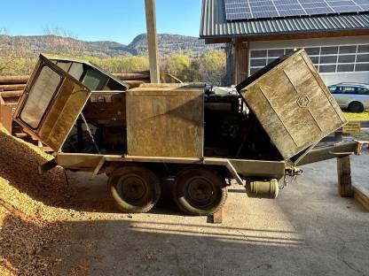 Bild 3:Notstromaggregat Jenbacher JW80W