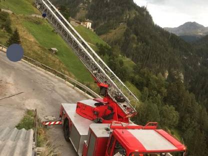 Bild 3:MAN 16.240 Magirus Drehleiter DLK30