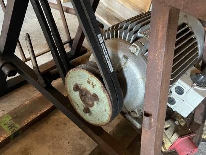 Bild 3:Brennholzkreissäge