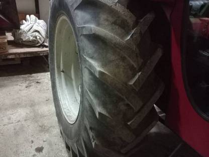 Bild 5:Reifen der Marke Barum