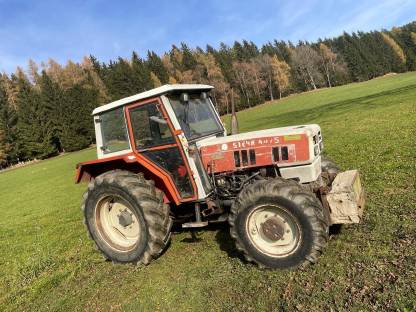 Bild 2:Steyr 8075