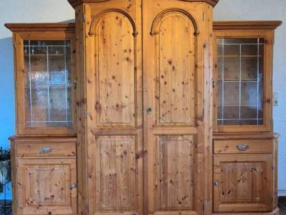 Bauernschrank
