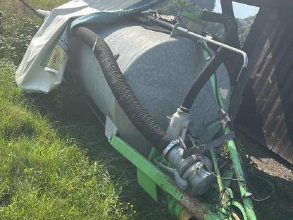 Bild 4:Bauer Güllefass 3.000 l