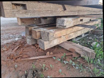 Bild 3:Altholz gehackt, Tramdecke