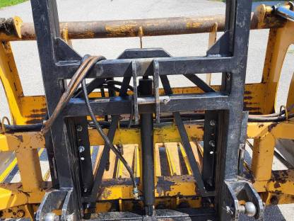 Bild 4:Mammut Siloschneidezange