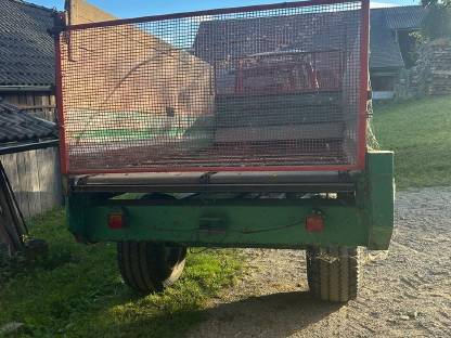 Bild 7:Kirchner Miststreuer