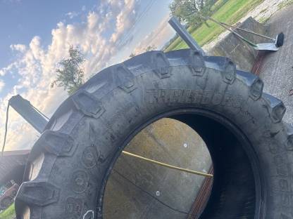 Bild 6:Verkaufe Trelleborg TM800