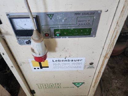 Bild 3:Verkaufe E-Stapler mit Ladestation