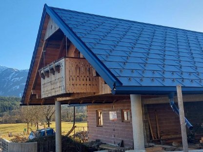 Wirtschafts- und Wohngebäude auf 1.500 m² für Selbstversorger