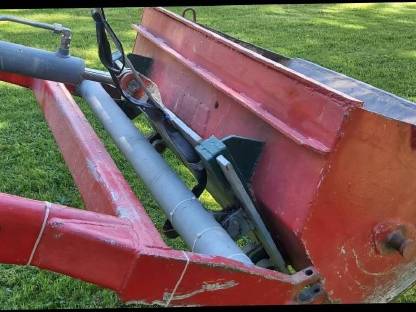 Bild 5:Steyr 50 mit vollhydraulischem Frontlader