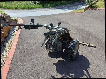 Bild 4:Motormäher Aebi AM 18