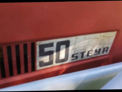 Bild 3:Steyr 50 mit vollhydraulischem Frontlader