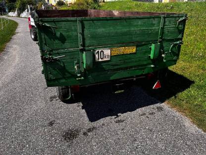 Bild 5:Oldtimer Anhänger