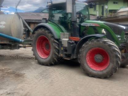 Bild 4:Fendt 718 S4 Profi