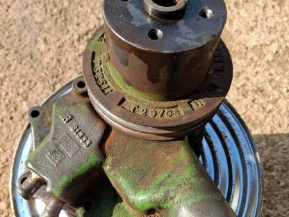 John Deere Wasserpumpe