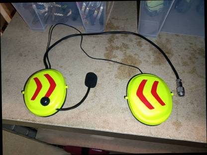 Bild 3:Protos Gehörschutz: Funk-Headset + Sprechtaste für Forstfunk