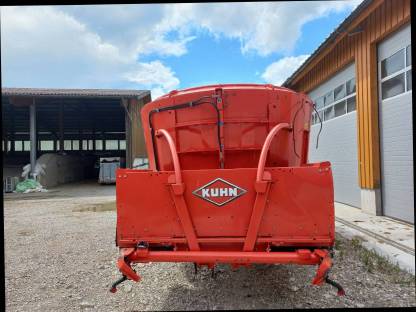 Bild 3:Kuhn Futtermischwagen 20.2 CL