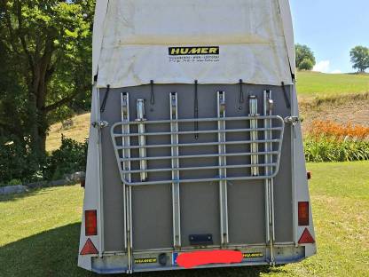 Bild 3:Pferdeanhänger Humbaur Rapid