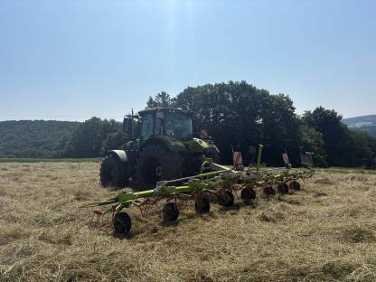 Bild 2:Heu 1. und 2. Schnitt