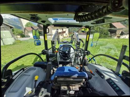 Bild 4:New Holland T4.55